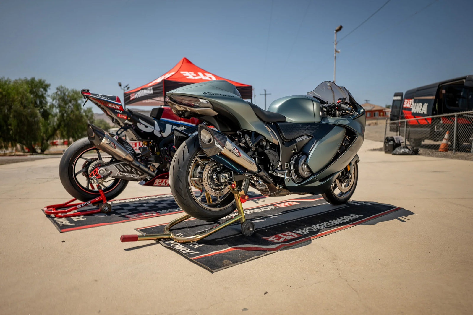 Yoshimura HAYABUSA 2021-26 Race R-11sq-R Dual Stainless Slip-On Exhaust, W/ Titanium Mufflers