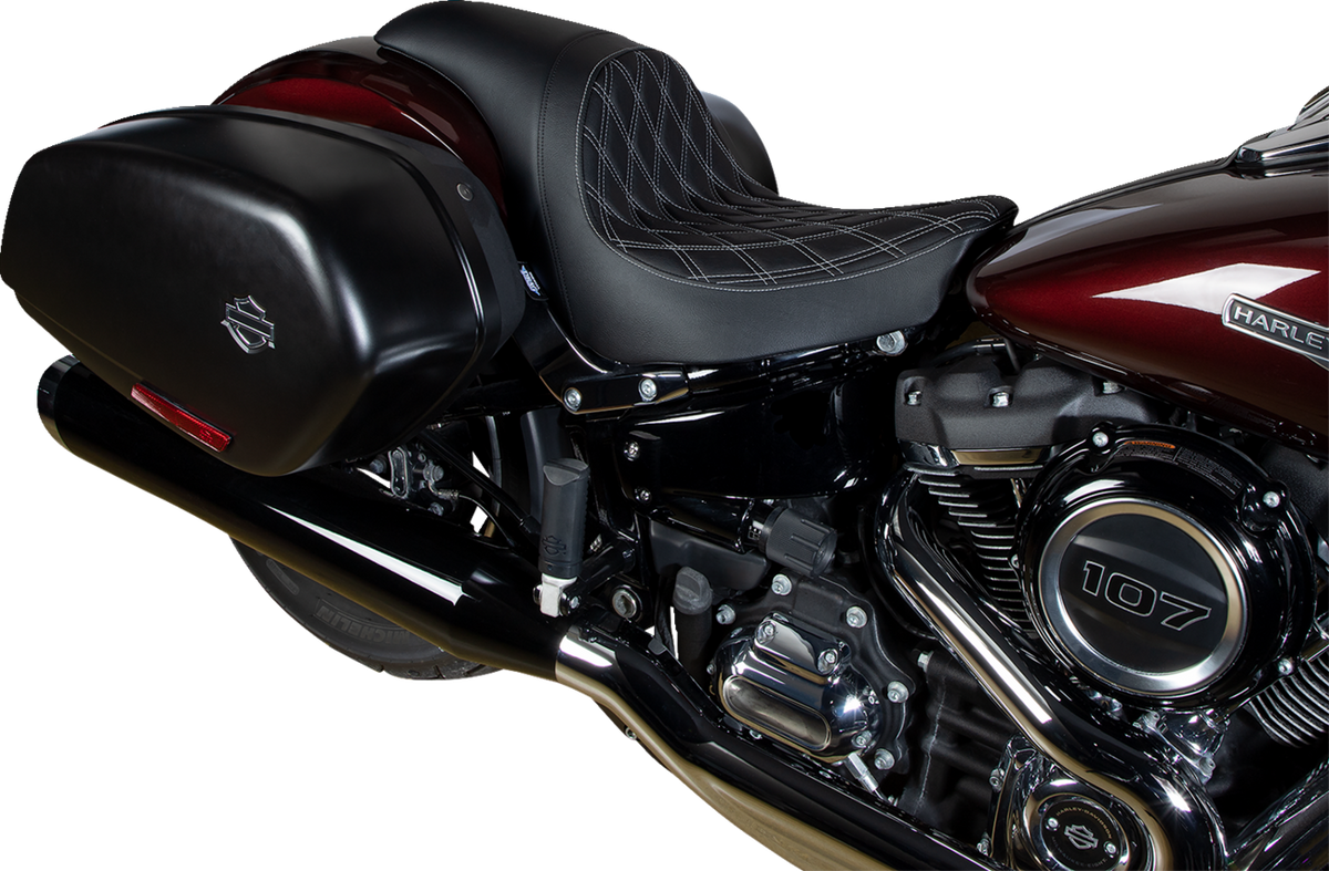 Drag Specialties Seats Predator Seat - Double Diamond W/ Silver Sitching - Vinyl - FLSB/FXLR '18-'23