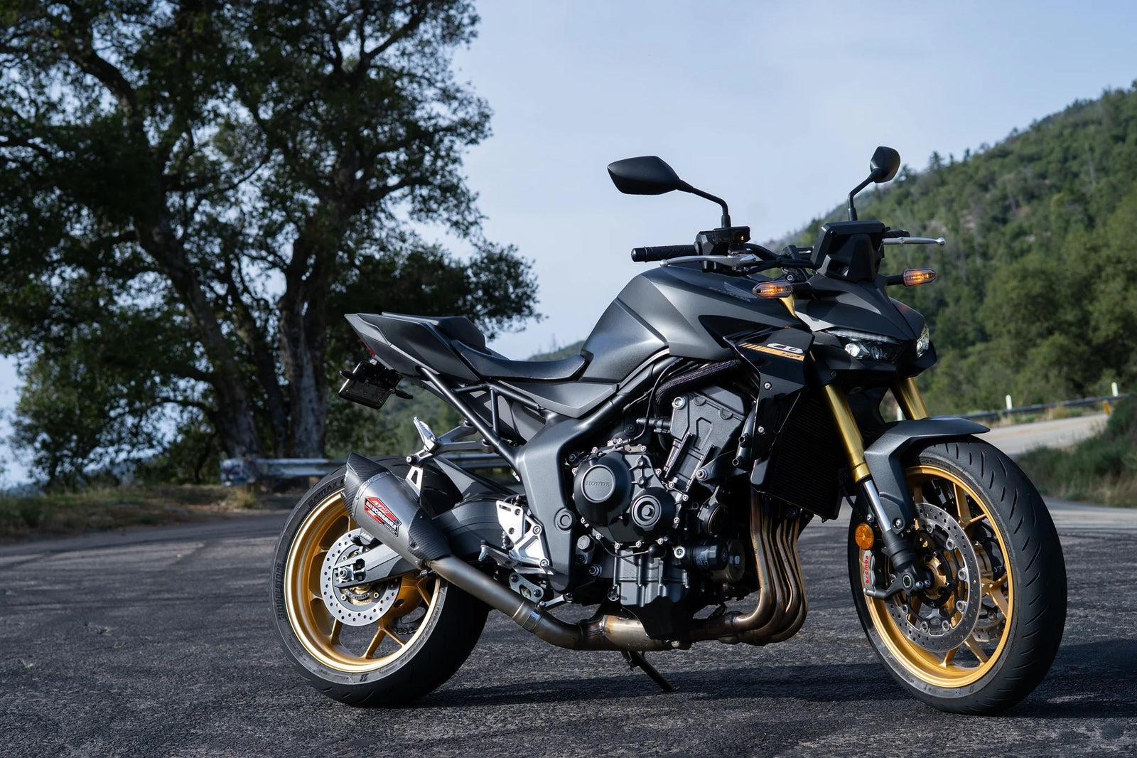 Yoshimura CB1000 25-26 AT2 Stainless Slip-On Exhaust