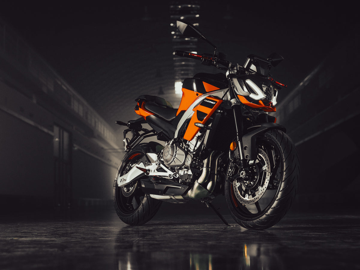 BT Moto 2000000049 copy.jpg