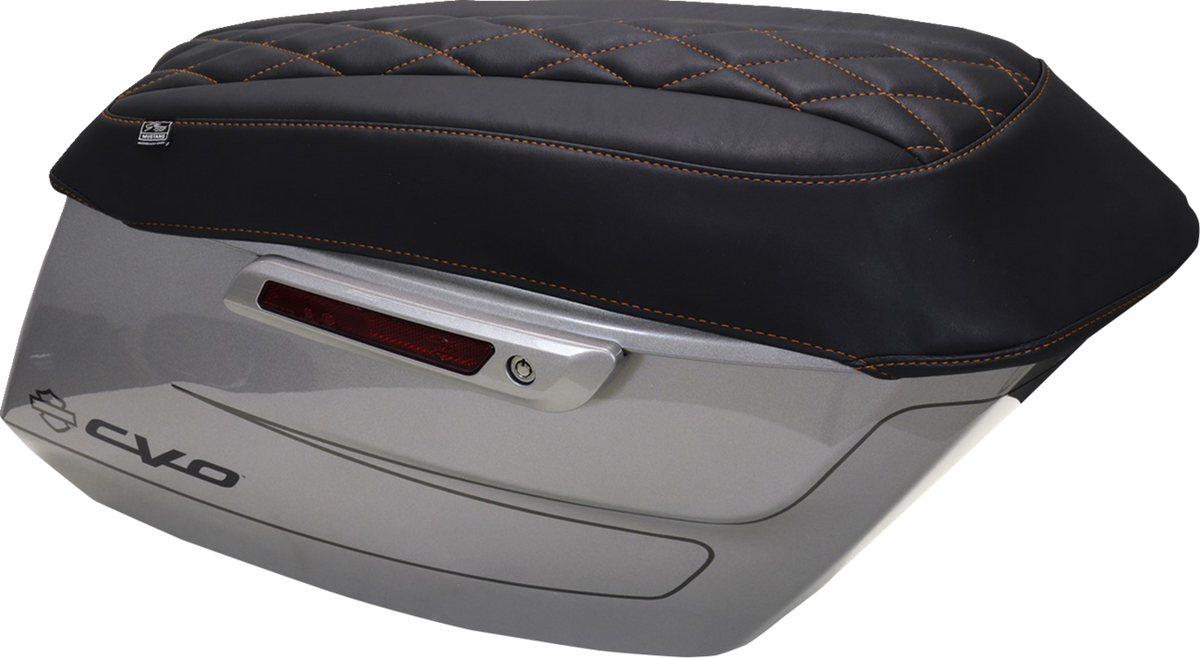 Mustang Deluxe Diamond Saddlebag Lid Covers