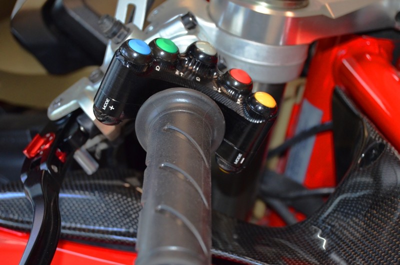 Ducabike DBK CPPI04 - 7 Button Handlebar Street Switched