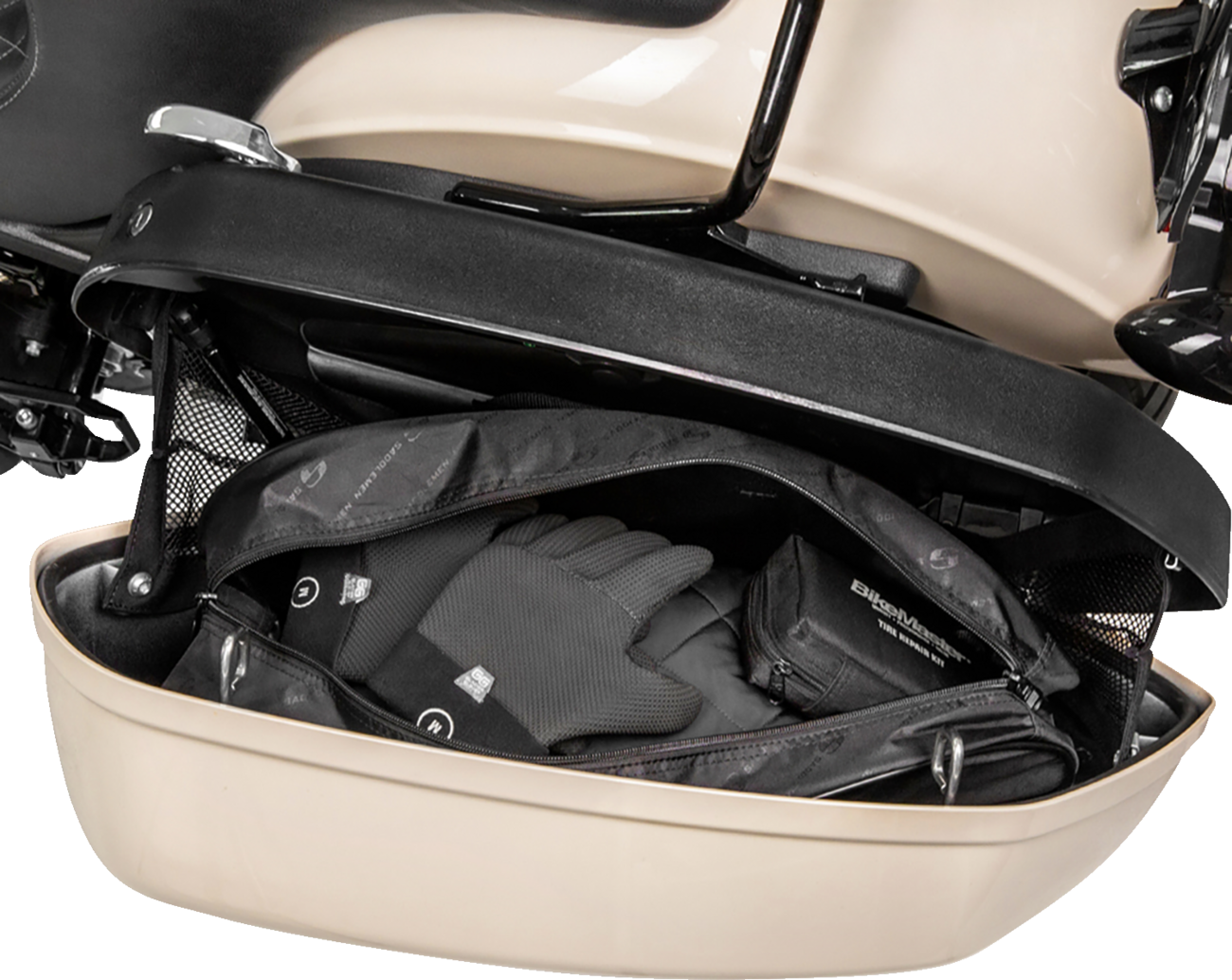 Saddlemen Saddlebag Liners - FXLRST