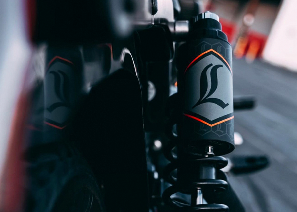 Legend Suspension REVO ARC Reservoir Decal