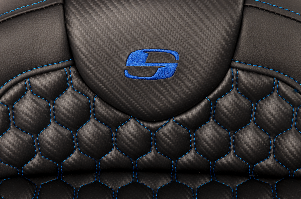 Saddlemen RoadSofa™ Seat - Honeycomb - Blue Stitch - With Backrest - FLH/FLT '08-'23