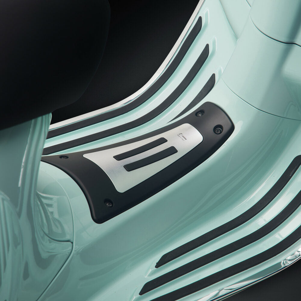 Rizoma Foot Board Tunnel Cover