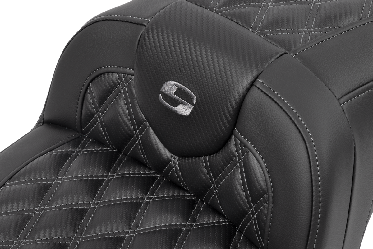 Saddlemen RoadSofa™ Seat - Without Backrest - Carbon Fiber - Lattice Stitch - Gray Stitch - FLTR/FLHX '23-'24