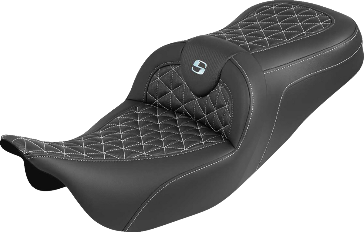 Saddlemen RoadSofa™ Tri Gripper Seat - Standard Reach - Silver Stitch - W/O Backrest - FLH/FLT '08-'25