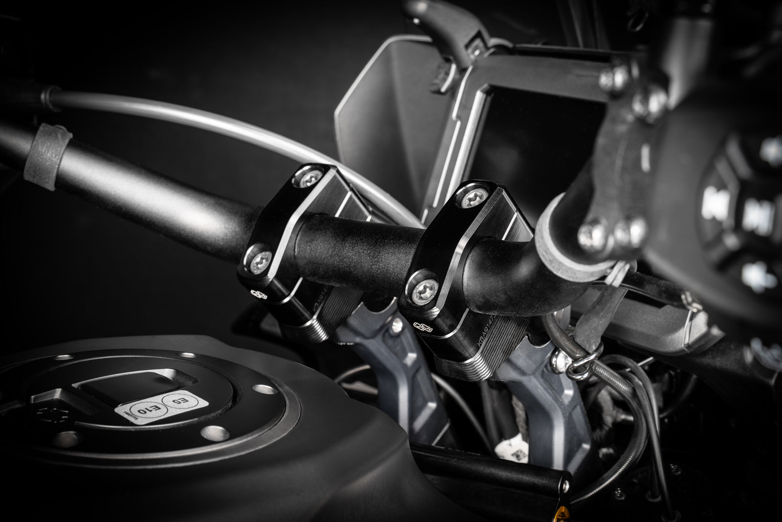 Gilles Tooling Handlebar Riser Black