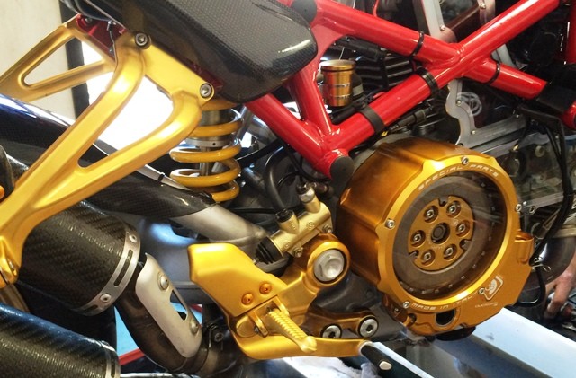 CCDV01 - CLEAR CLUTCH COVER OIL BATH