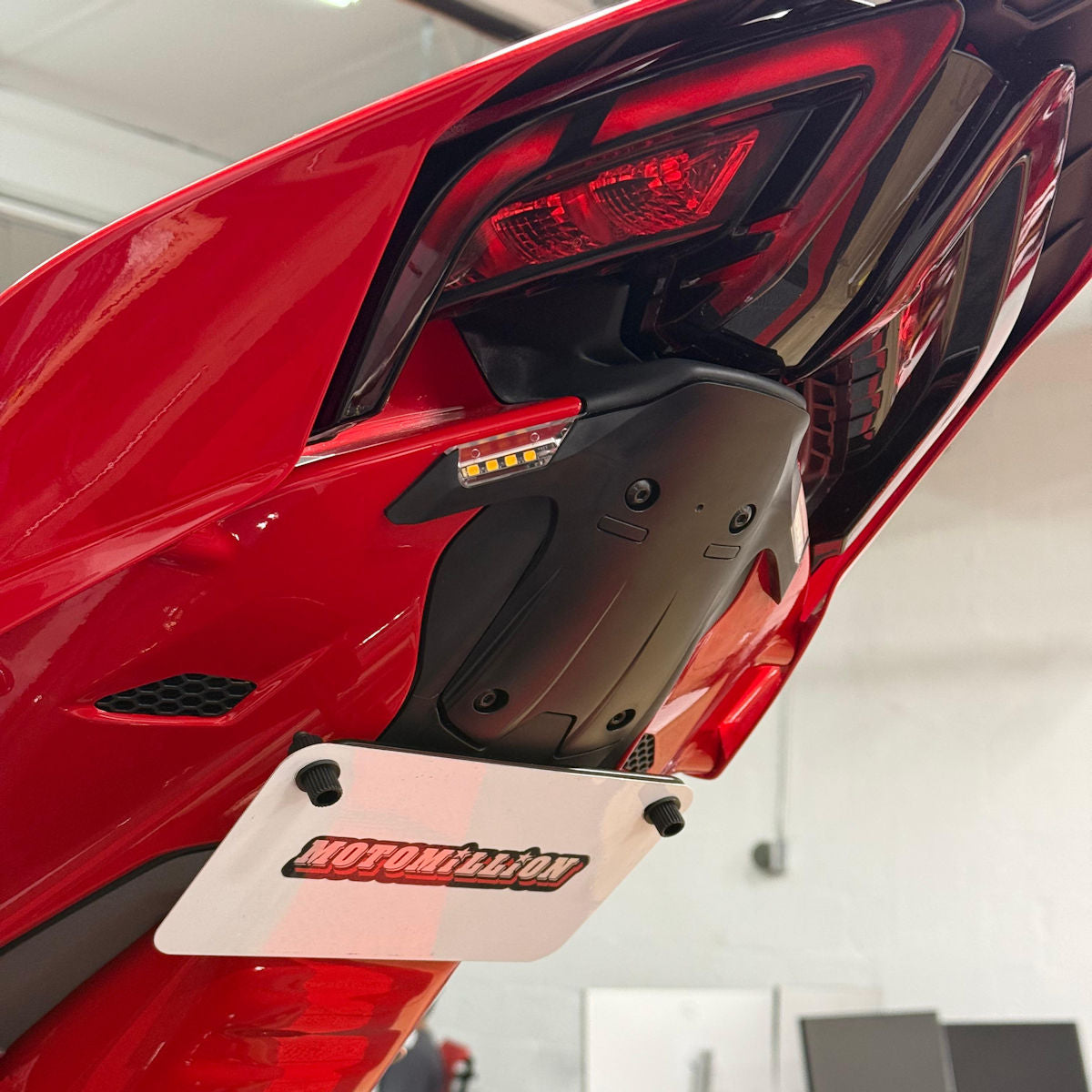 Futurismoto Fender Eliminator Tail Tidy Kit for Ducati Panigale V4 V4S Tricolore