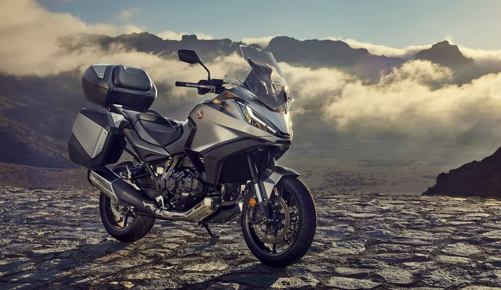 BT Moto Honda NT1100.png