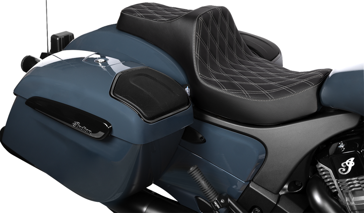 Drag Specialties Seats Predator III 2-Up Seat - Vinyl - Double Diamond - Silver Stitch - Chieftain '25/Challenger '20-'25