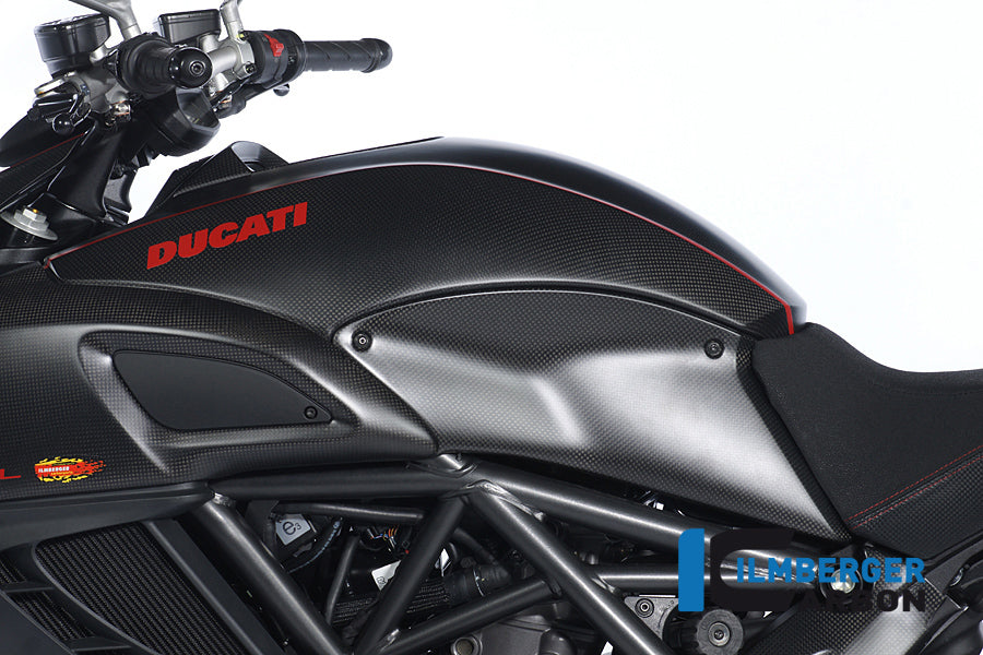 Ilmberger Carbon Side Cover On The Tank Left Carbon