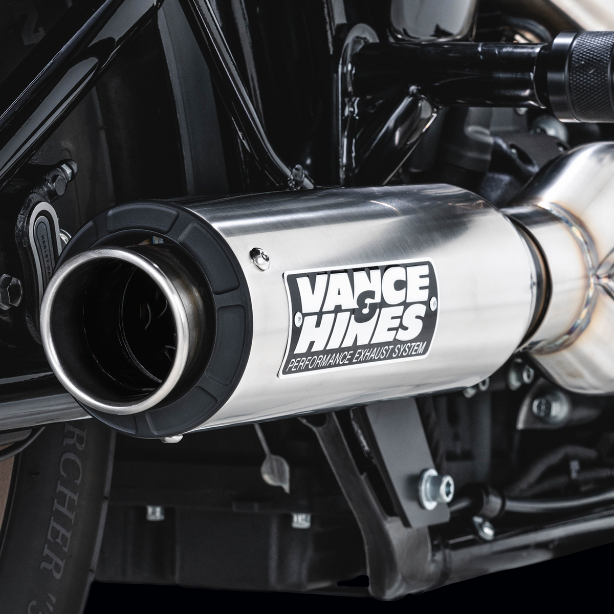 Vance & Hines 2-Into-1 Supersport Exhaust System - Brushed - Softail