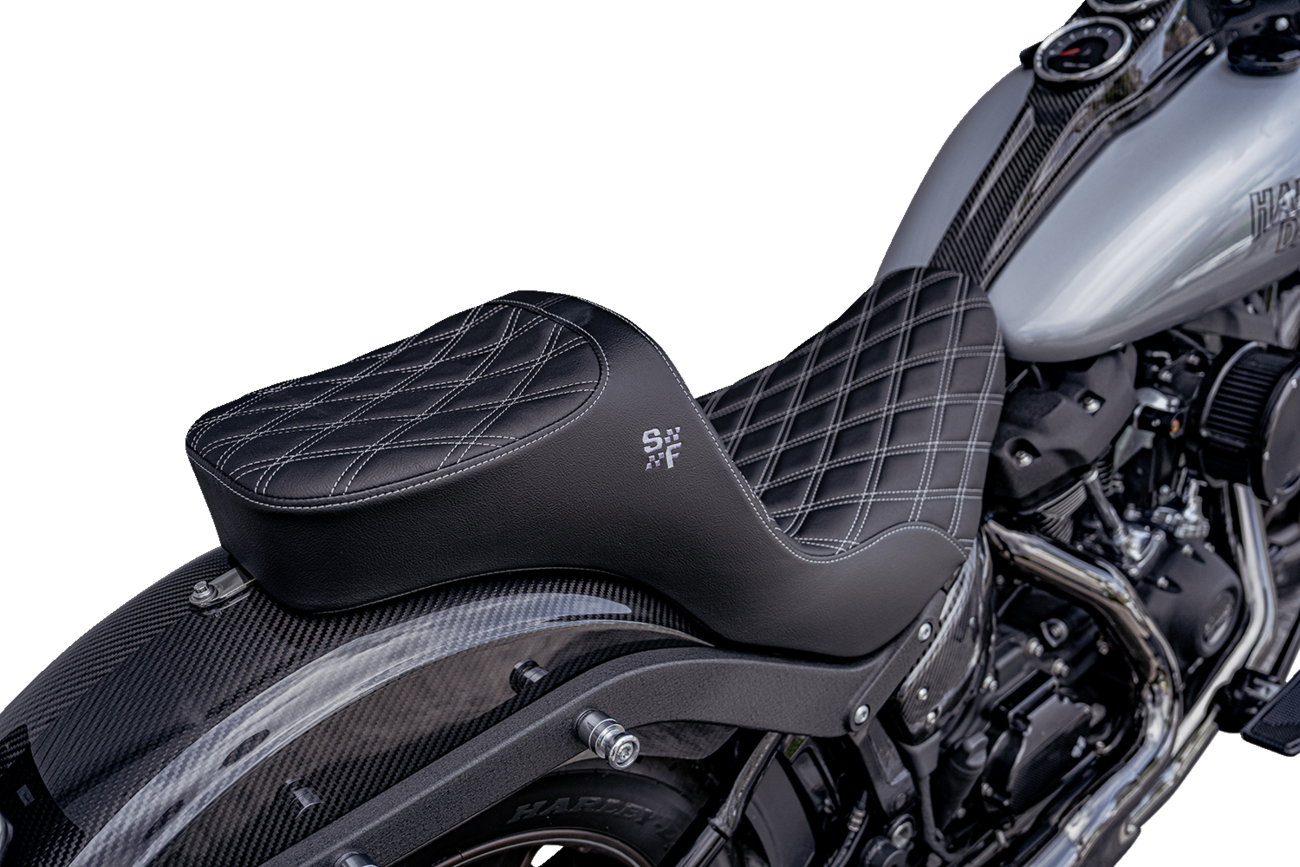 Slyfox Chariot Seat - Black Double Diamond Stitch - Silver Logo - FLSB '18-'21/FXLR '18-'26