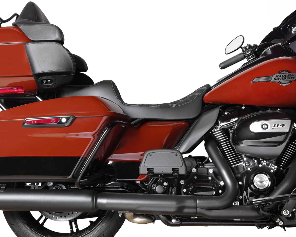 Drag Specialties Seats Predator III Seat - Extended Reach - Double Diamnd - Silver Stitching - FLH/FLT '08-'24