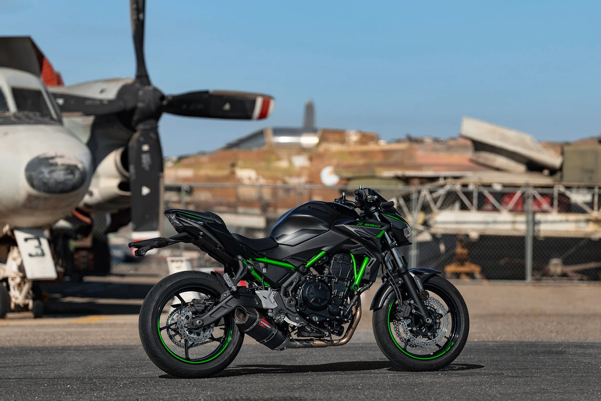 Yoshimura NINJA/Z 650 17-26 Race AT2 Stainless Full Exhaust, W/ Carbon Fiber Muffler