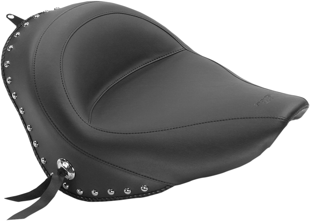 Mustang Studded Solo Seat - FXST '06-'10