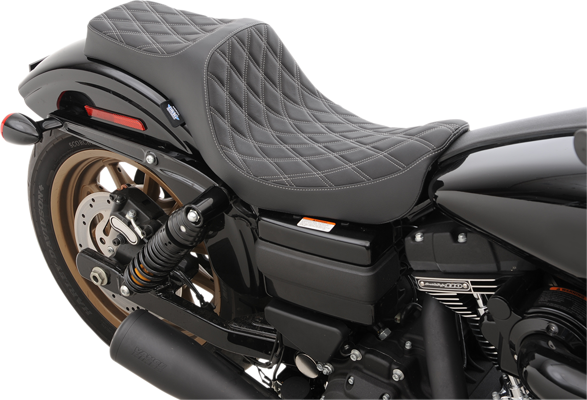 Drag Specialties Seats Predator III Seat - Double Diamond - Silver Stitching - FXD/FLD '06-'17