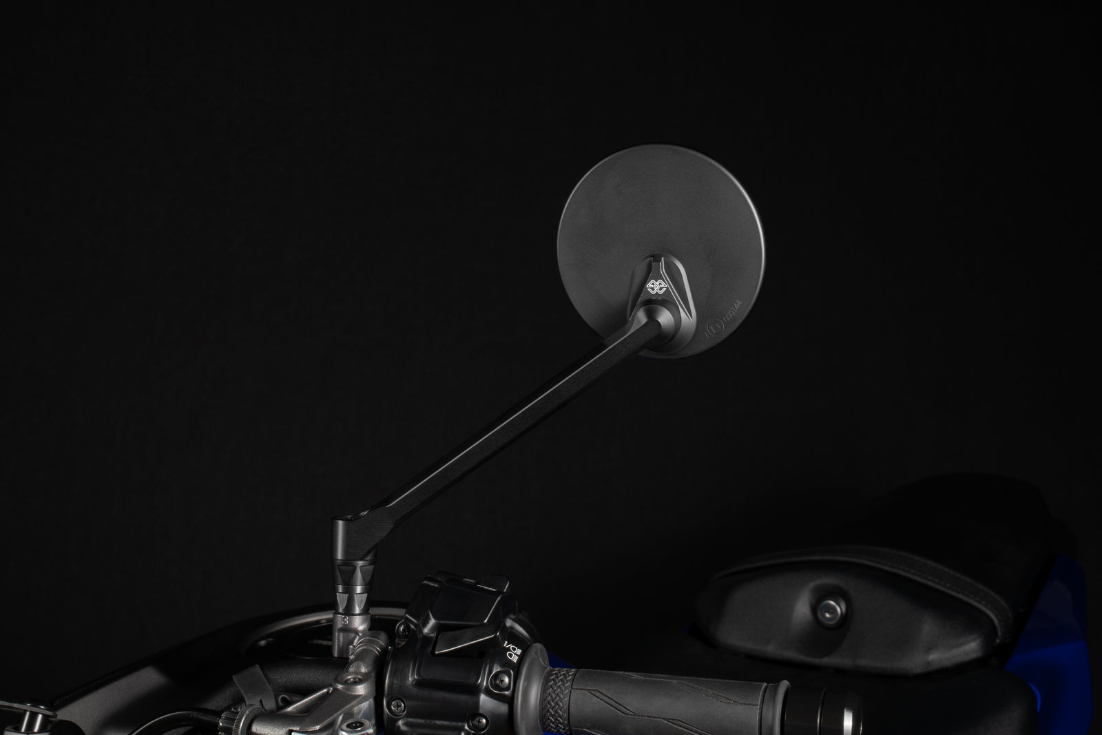 Gilles Tooling MOON Dashboard Mirror Left Round Black Matt