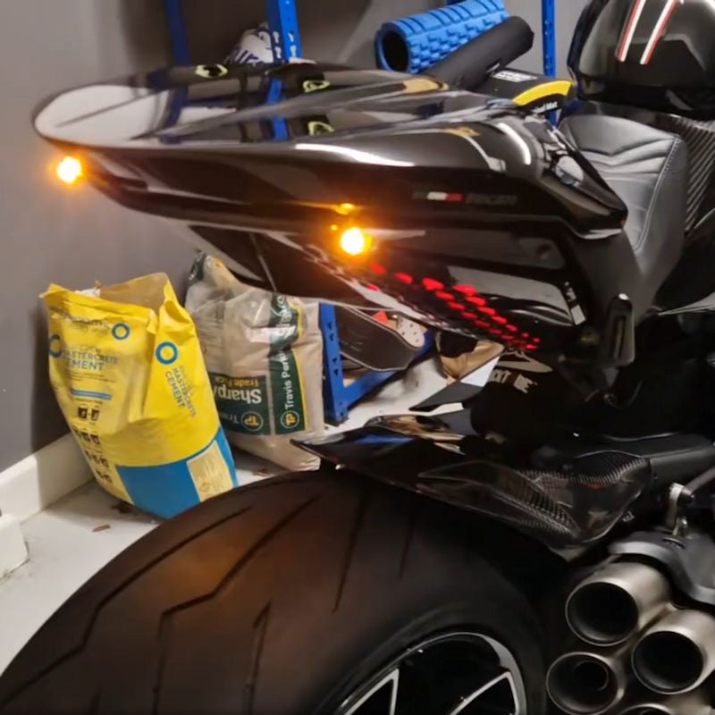 Rizoma Light Unit Micro LED Rear Turn Signal Kit for Diavel V4