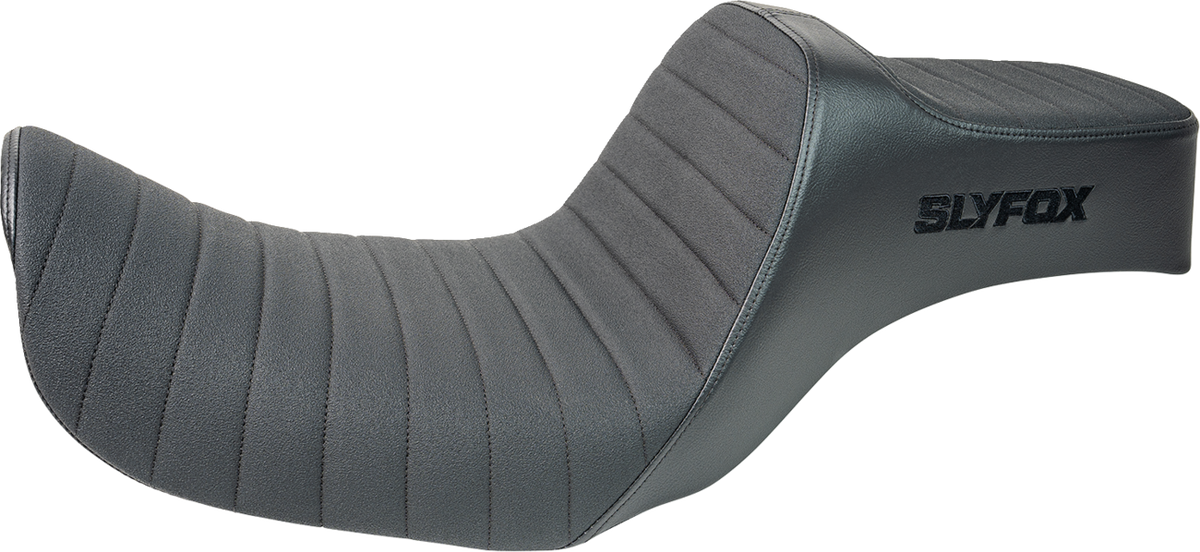 Slyfox High Noon Seat - Vinyl - Classic Stitch - Black Logo - Dyna '06-'17