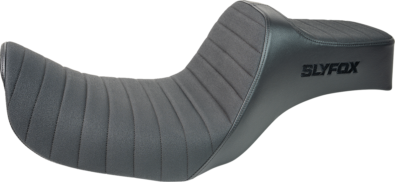 Slyfox High Noon Seat - Vinyl - Classic Stitch - Black Logo - Dyna '06-'17