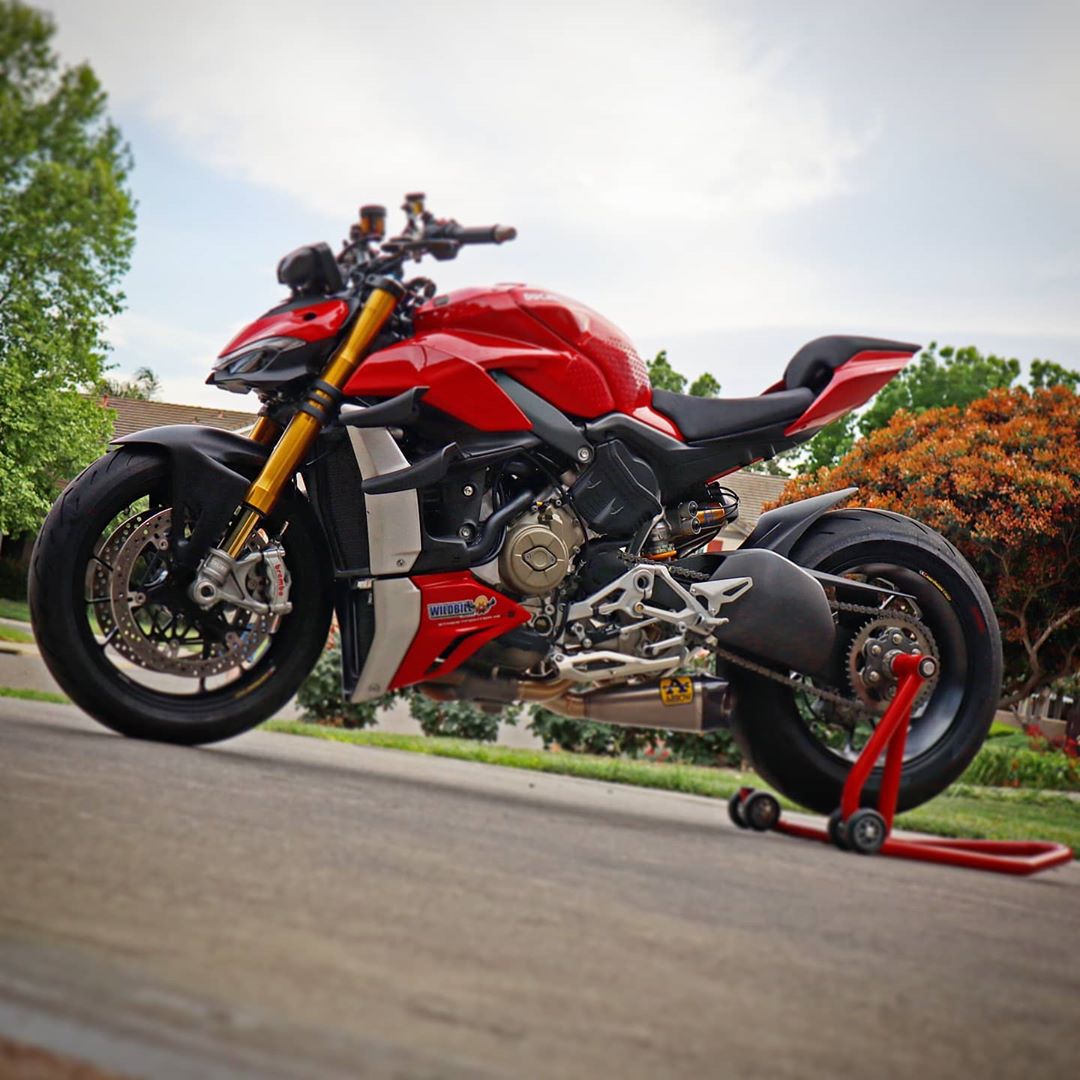 Arrow Works Titanium Slip-On Exhaust for Streetfighter V4 V4S