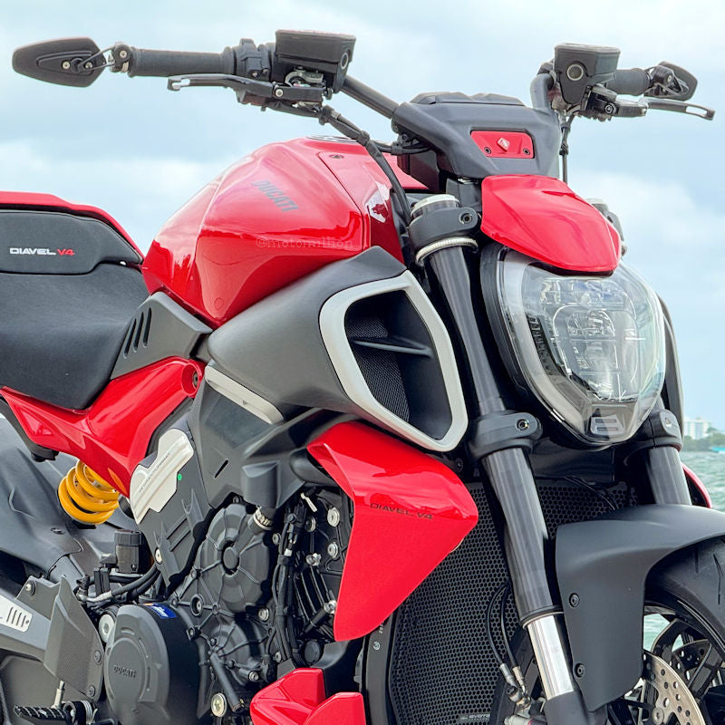 NRC Snap On Front Fork Mount LED Turn Signals for Diavel V4