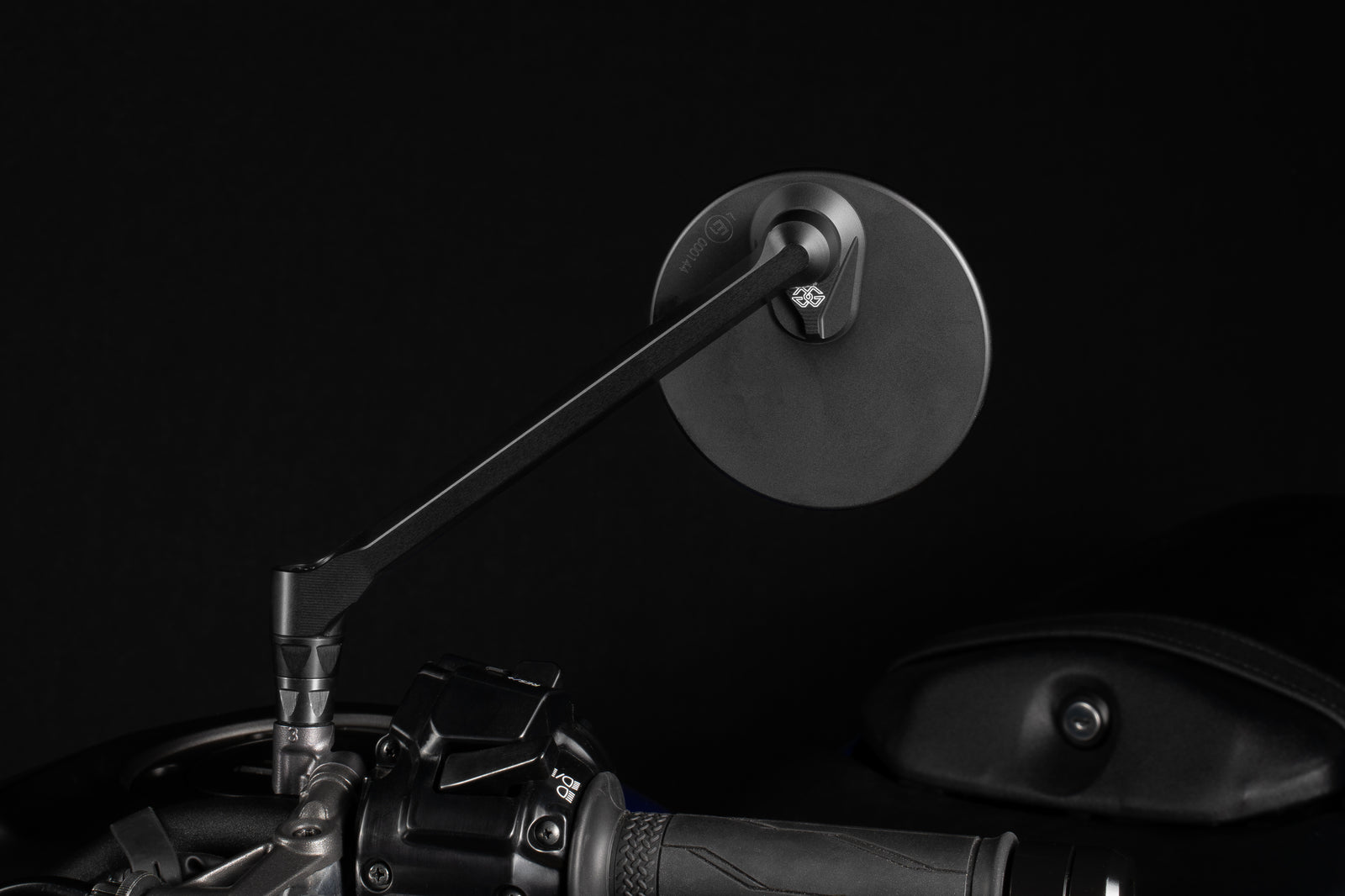 Gilles Tooling MOON Dashboard Mirror Left Round Black Matt