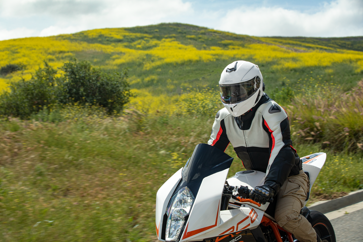 SENA Outrush R Modular Helmet