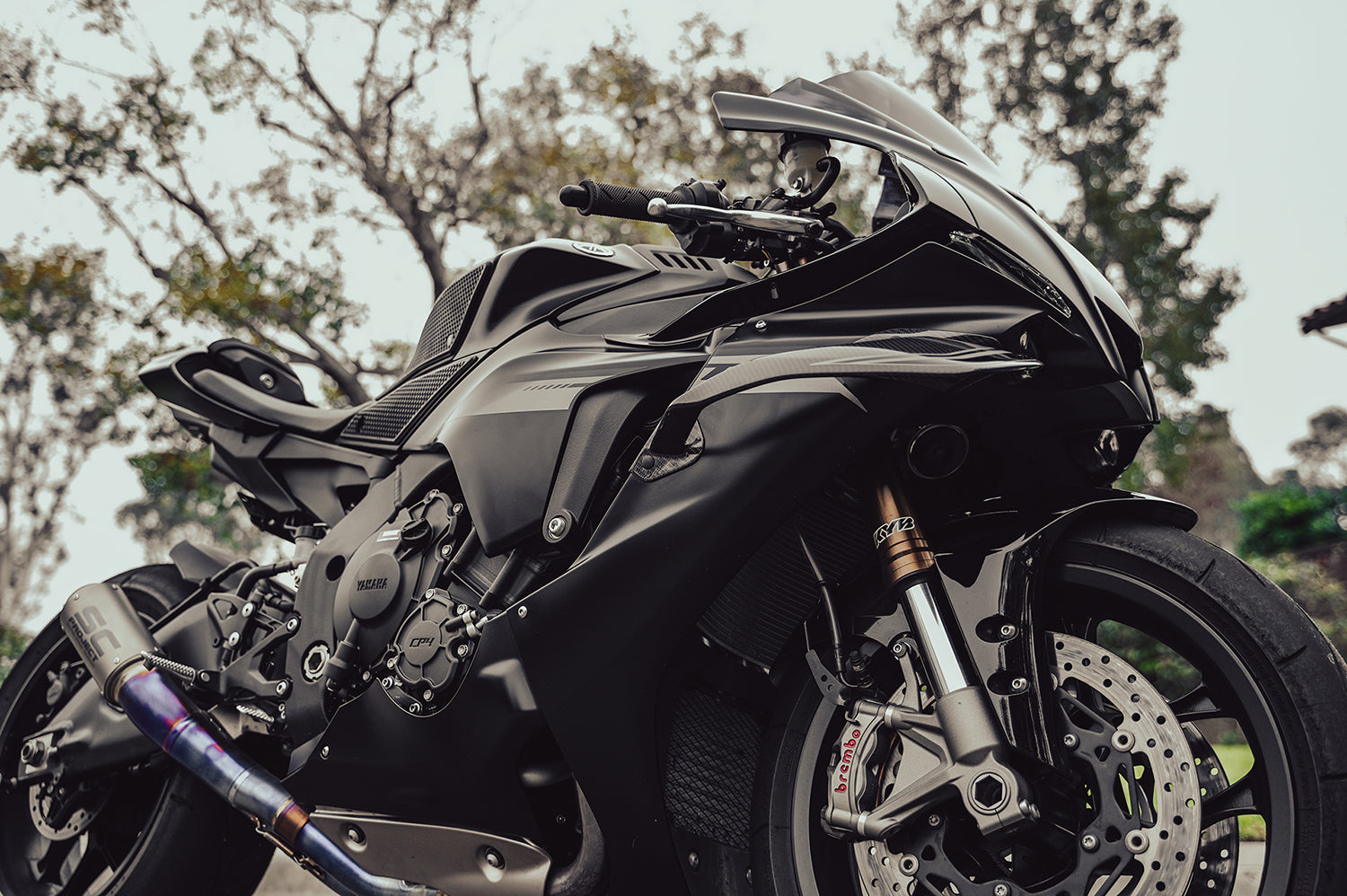 BT Moto 2025 Yamaha R1.jpg