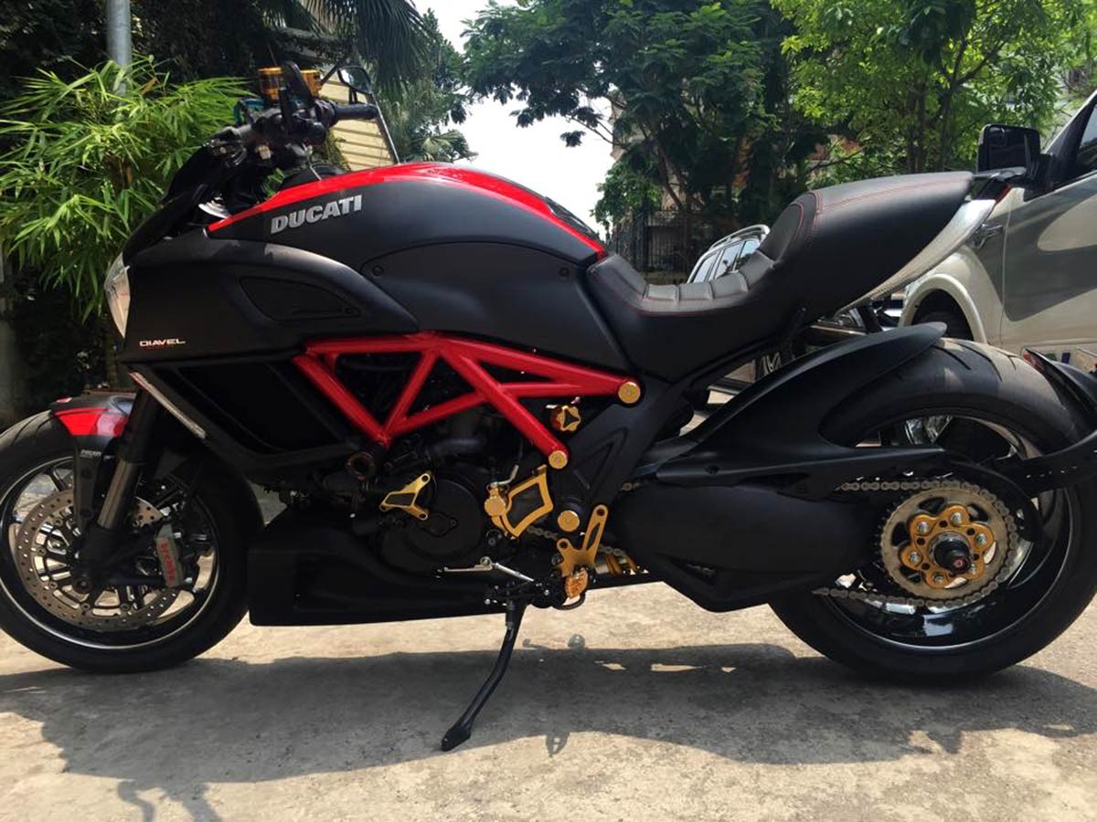 Ducabike DBK Prdv01 - Adjustable Pilot Rearset