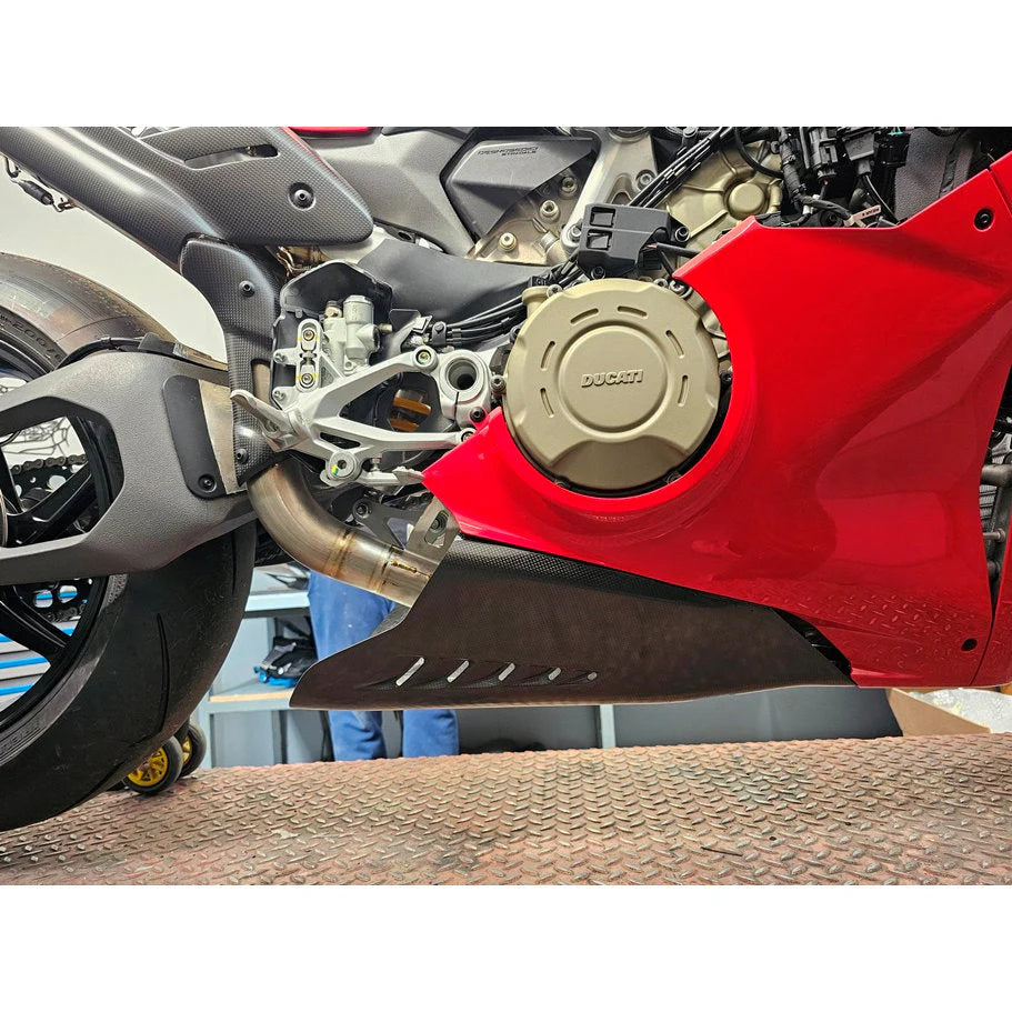 Fullsix Carbon Fiber Belly Pan Extension For Panigale V4 V4S