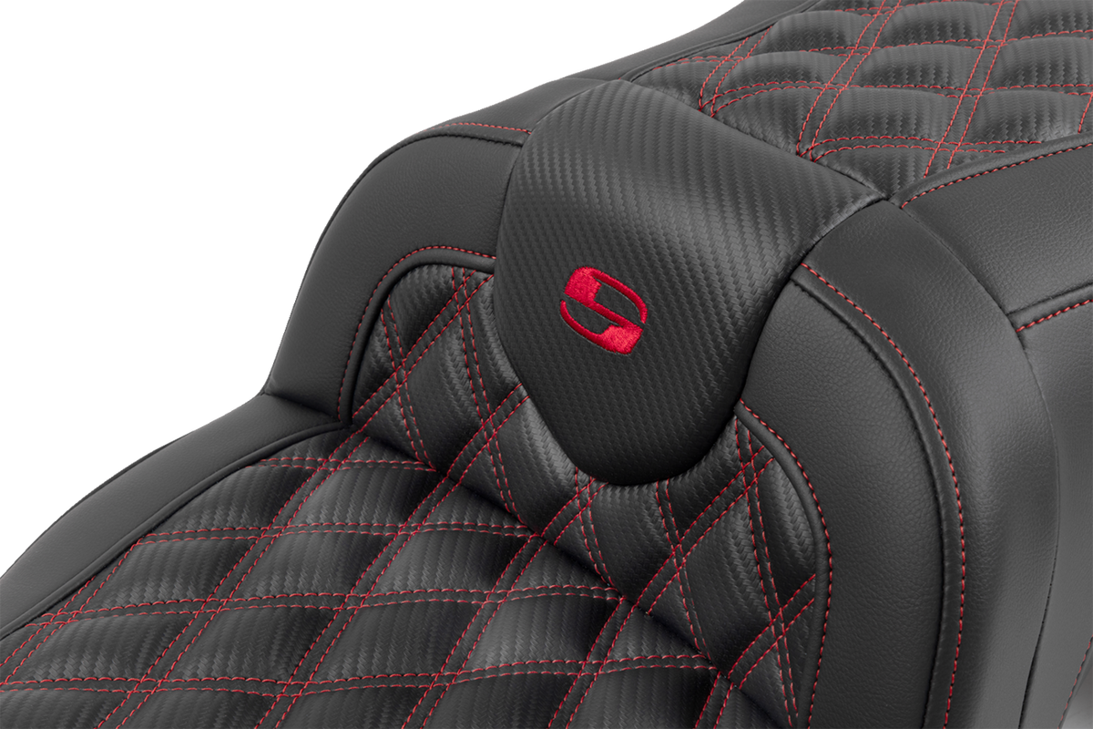 Saddlemen RoadSofa™ Seat - With Backrest - Carbon Fiber - Lattice Stitch - Red Stitch - FLTR/FLHX '23-'24