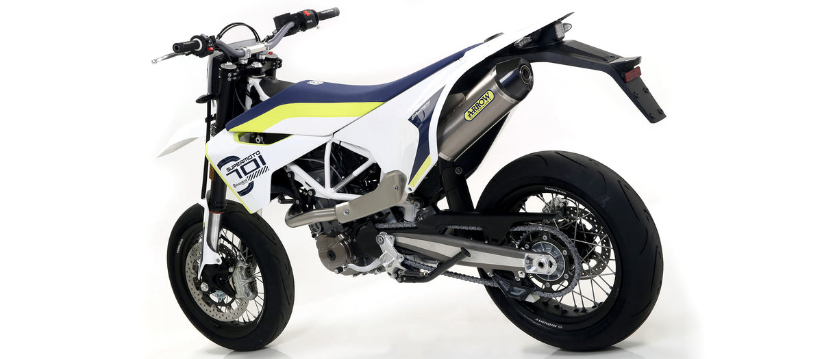 Arrow Race-Tech Titanium Slip On With Carbon End Cap