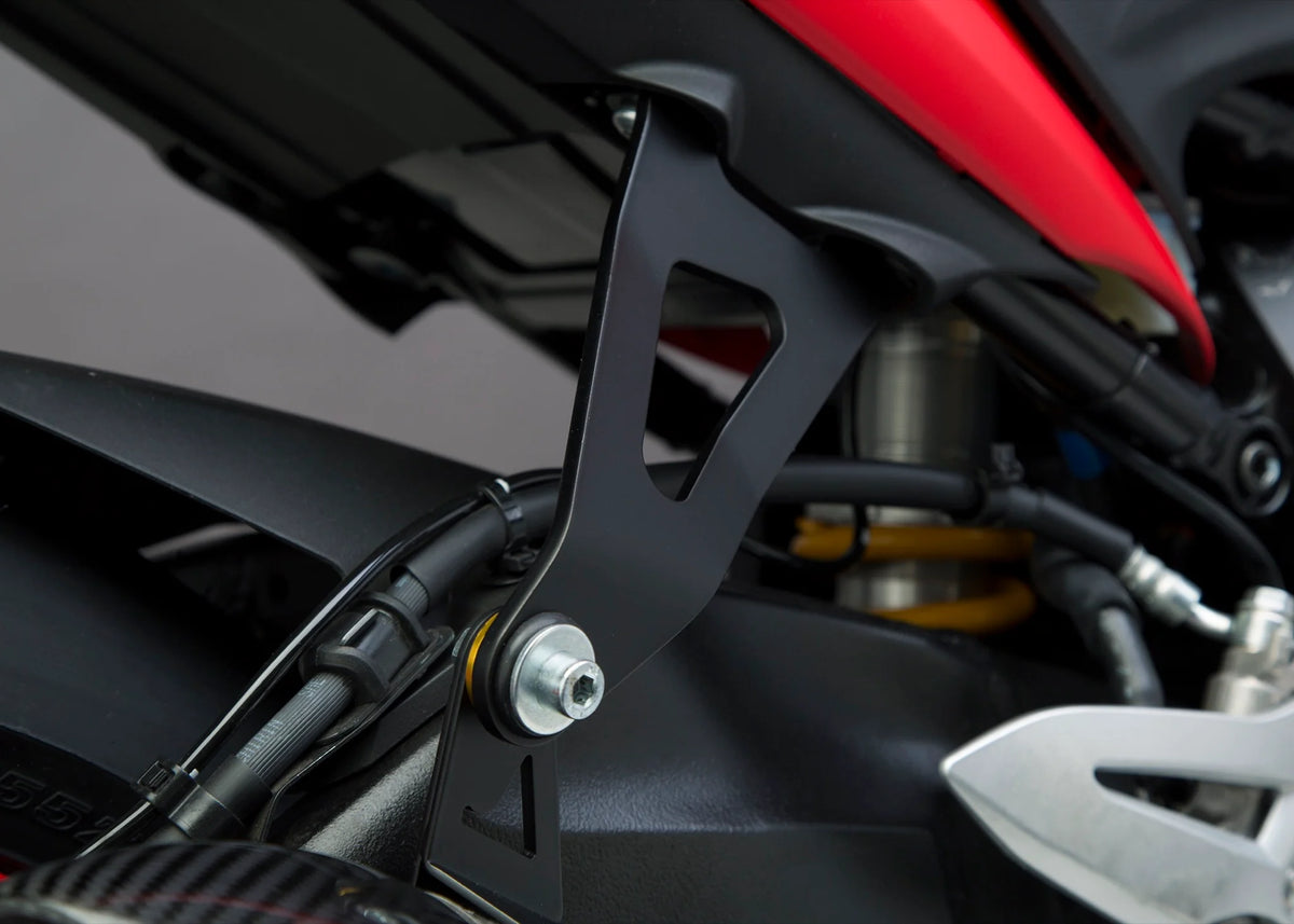 Yoshimura GSX-S1000/F/FZ/Z 16-20 Aluminum Muffler Bracket Kit