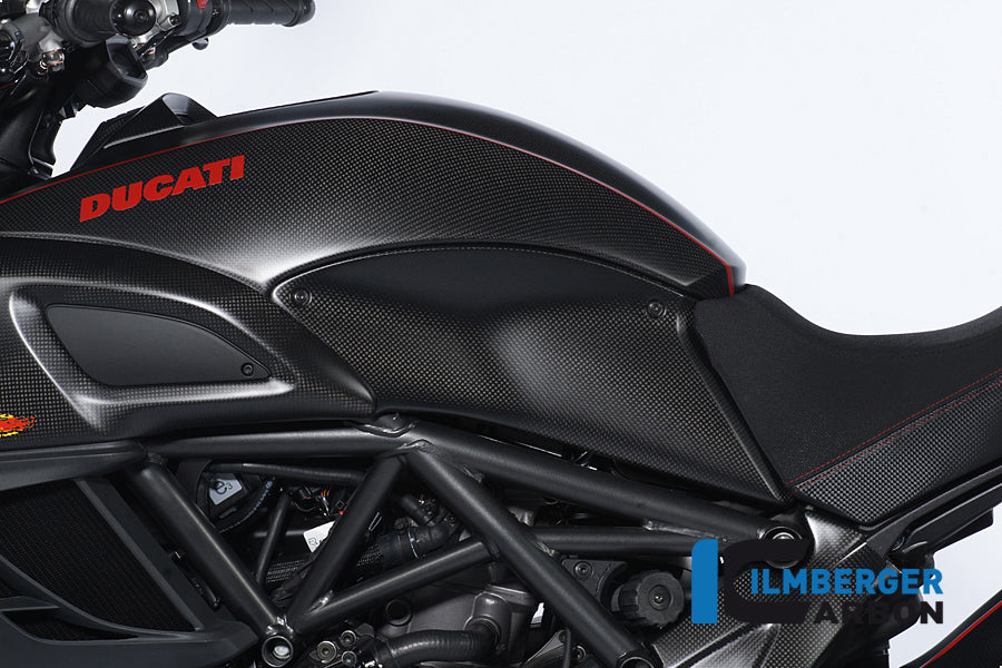 Ilmberger Carbon Side Cover On The Tank Left Carbon