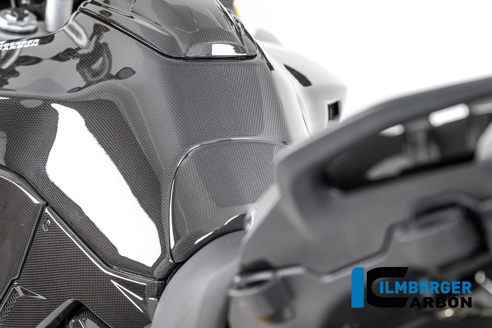 Ilmberger Carbon Tank Pad Ducati Multistrada V4 2025 - Gloss / Plain