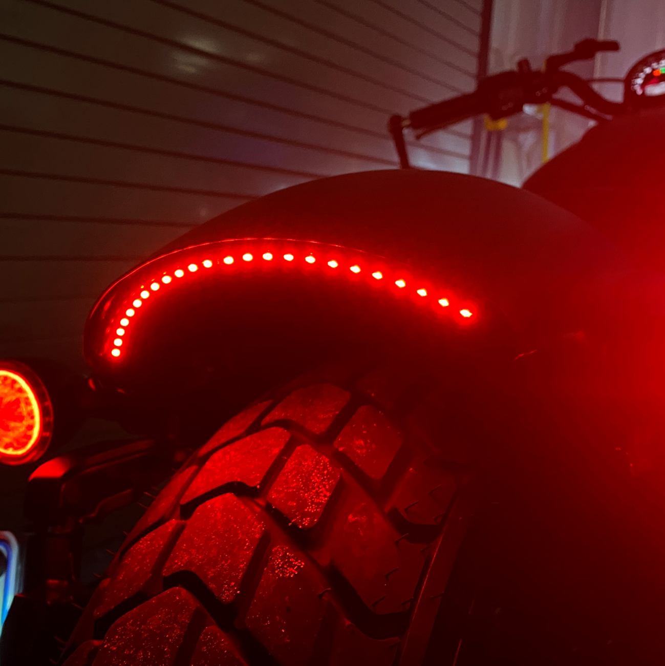 Custom Dynamics Dual Light Strip - 25"