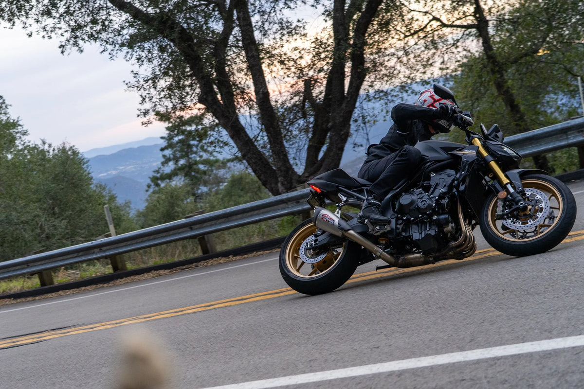 Yoshimura CB1000 25-26 AT2 Stainless Slip-On Exhaust