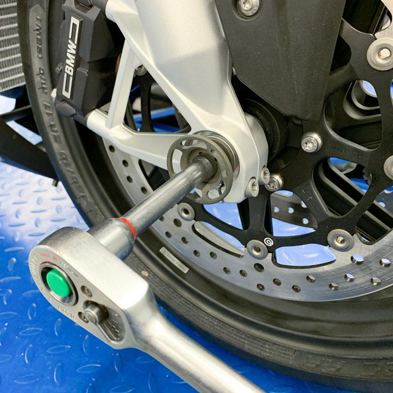Alpha Racing Quick Release Front Axle Kit for BMW S1000RR K67