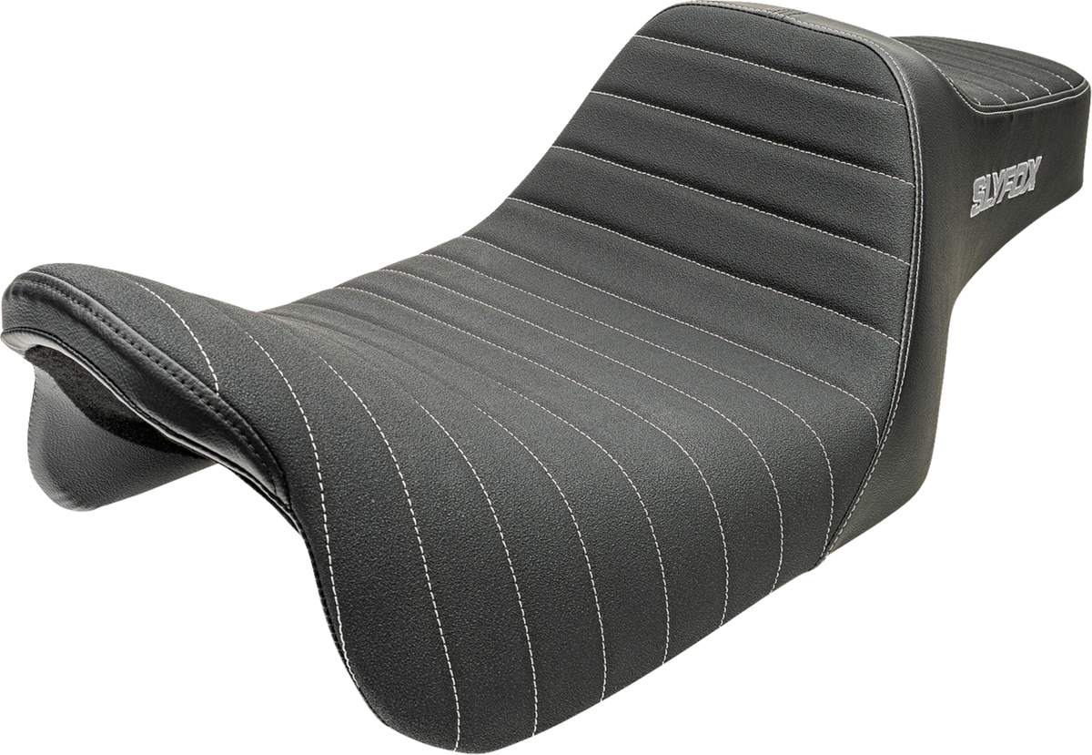 Slyfox Highnoon Seat - Vinyl - Classic Stitch - Silver Logo - FLH/FLT '08-'24