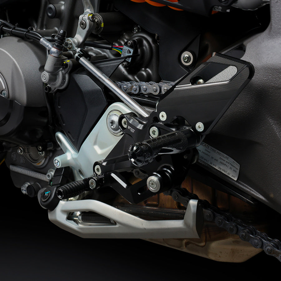 Bonamici Racing Adjustable Rearsets - Ducati Streetfighter V2 - V2S