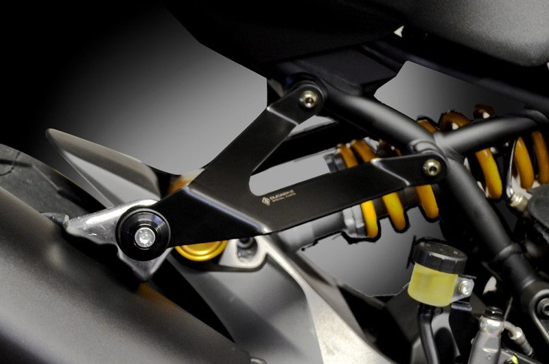 SS01 - EXHAUST SUPPORT M1200R