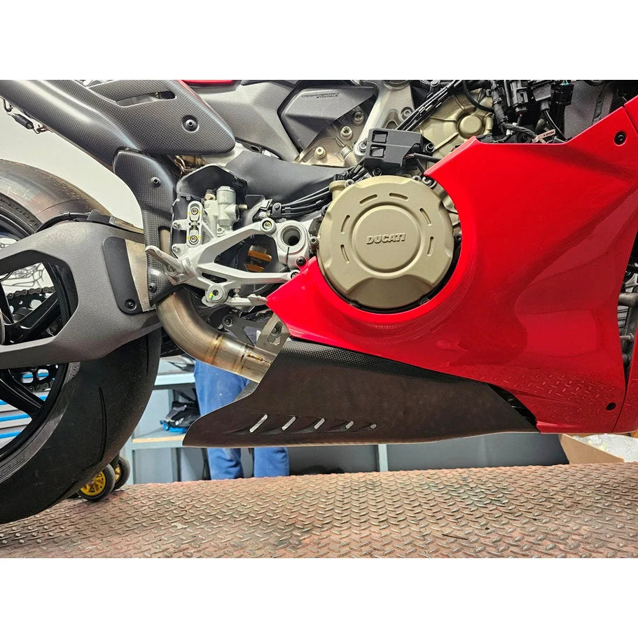 Fullsix Carbon Fiber Belly Pan Extension For Panigale V4 V4S Tricolore