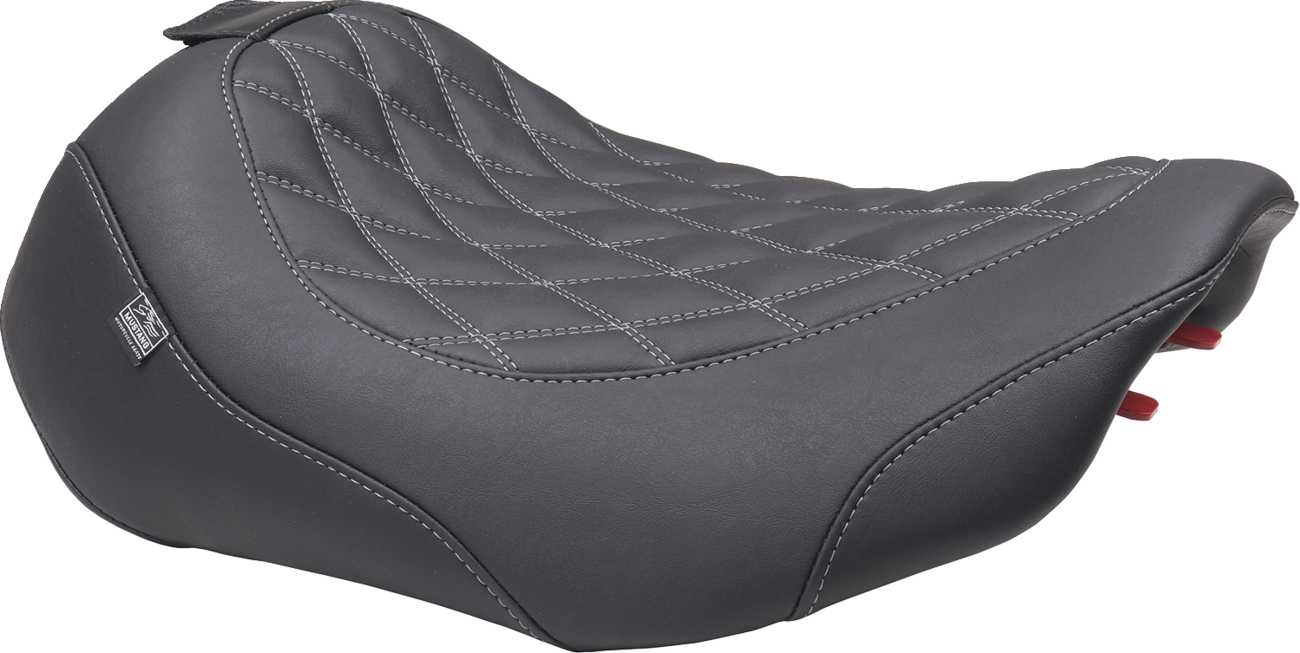 Mustang Wide Tripper™ Seat - Solo - Gun Metal Stitching - FLT/FLH '23-'25
