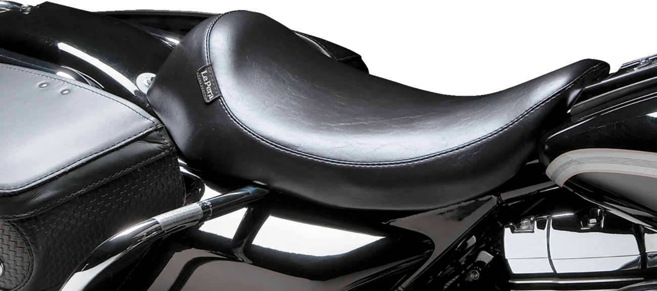 Le Pera Silhouette Solo Seat - Smooth - Black - FLH '02-'07