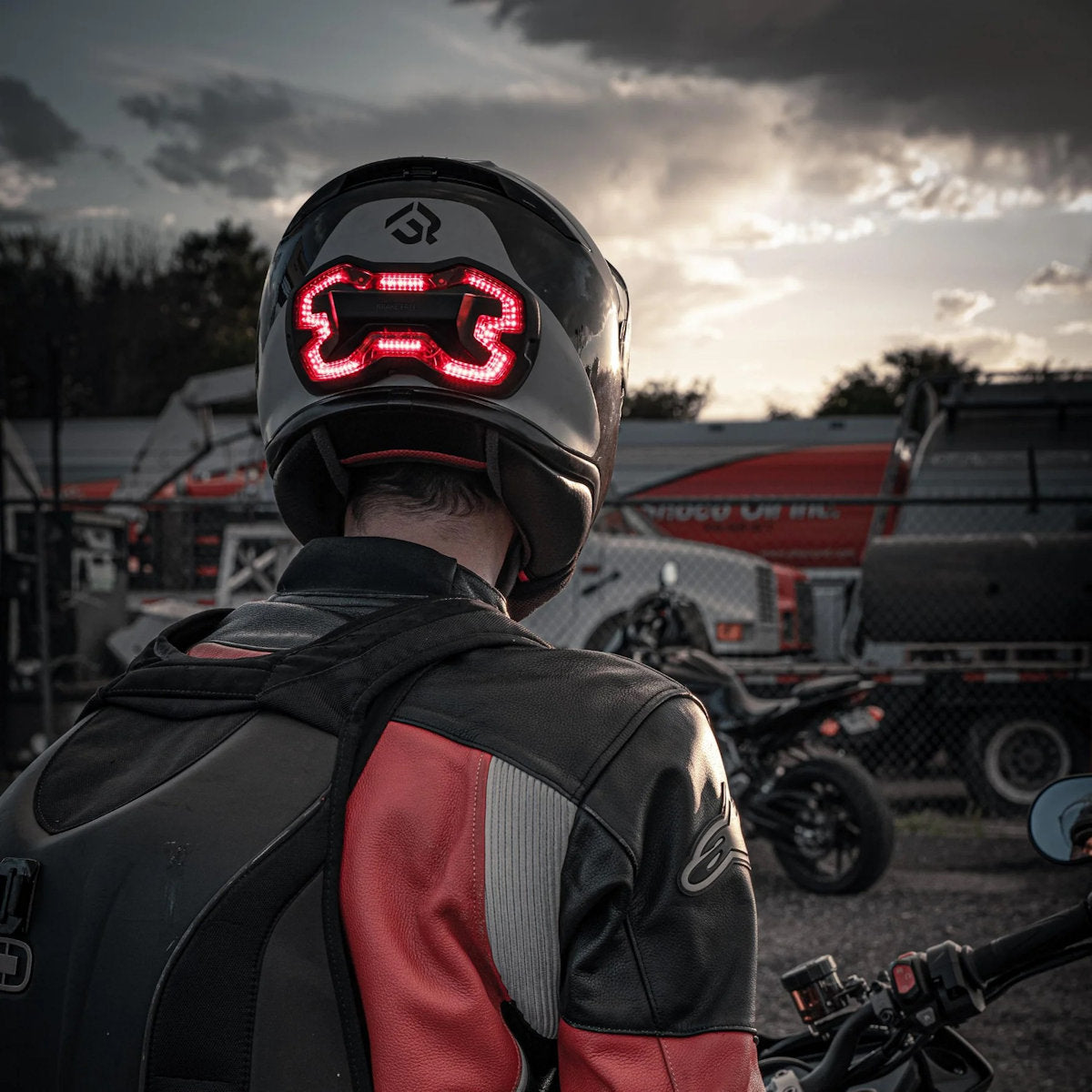 Brake Free Smart Wireless Helmet Brake Light
